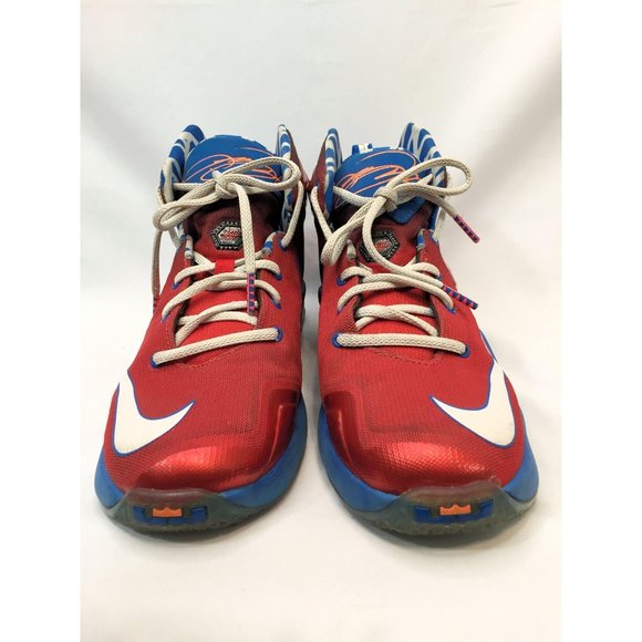 lebron size 6